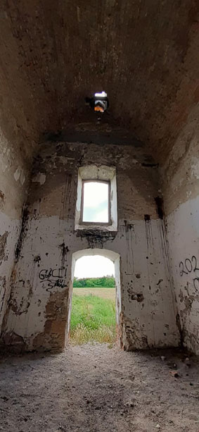 View larger image View larger image