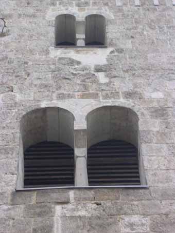 View larger image View larger image