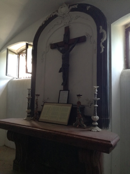 View larger image View larger image