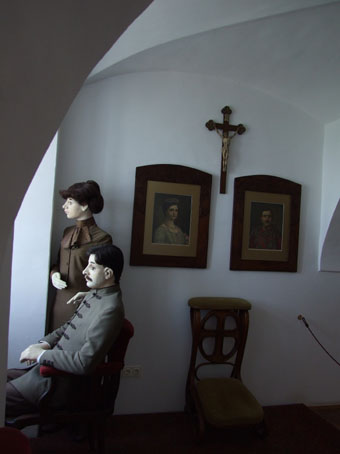 View larger image View larger image