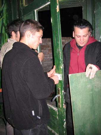 View larger image View larger image