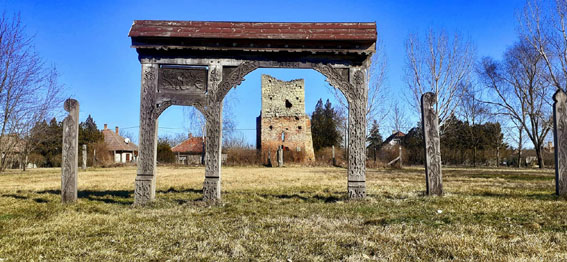 View larger image View larger image