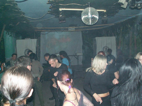 View larger image View larger image