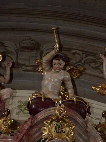 View larger image View larger image