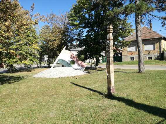 View larger image View larger image