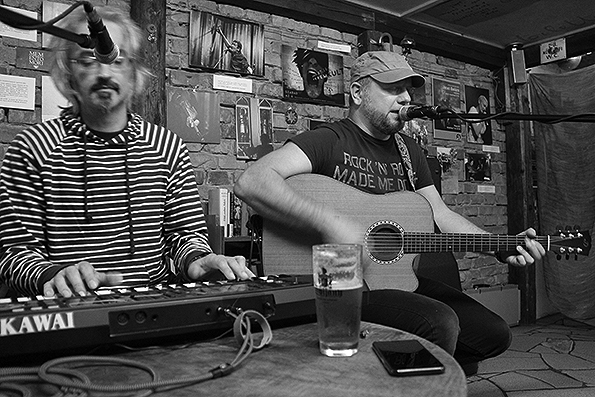 View larger image View larger image